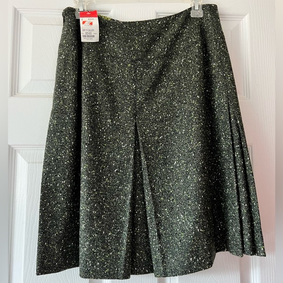 Per Se wool/silk tweed skirt. Size 4. New with tags - Picture 3 of 6